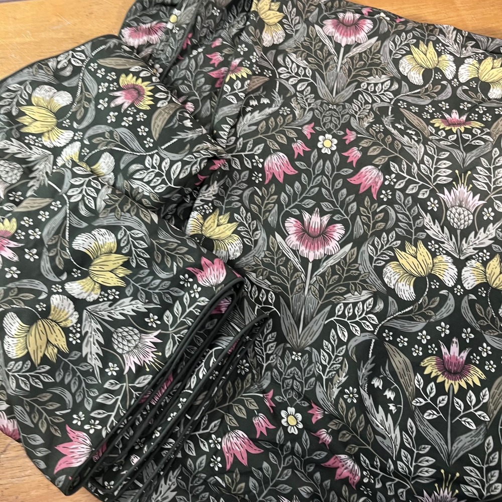 IKEA Karrdunort King Duvet Cover Set 2 Shams Dark Green Floral Vtg Style